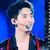 Huỳnh Hoàng Hùng ( gem )