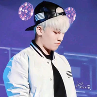 Lee SeungHyun(Seungri)