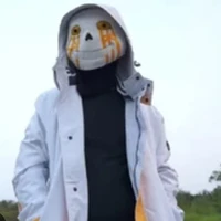 707