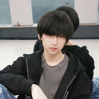 Dương Hàm Bác.B