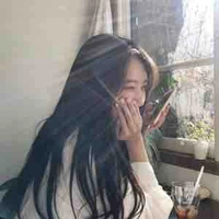 Nguyệt Vân Thu