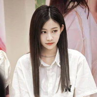 Viên Nhất Kỳ (bạn cô)