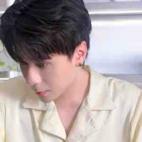 Lê Quang Hùng (Omega)