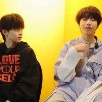 Ánh mặt trời ấm áp Nhiếp Hàn