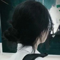 mẹ Jennie • bà •