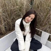 Kim Jisoo • em•