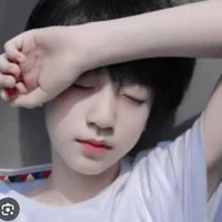 Hạ Quang Hy(8 tuổi)