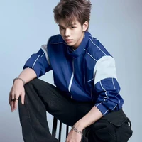 Lê Bin Thế Vĩ [ 1g.leziibinde ]