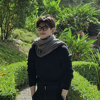 Hùng Huỳnh 