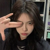 Đỗ Nguyễn Diệp Linh - Demon