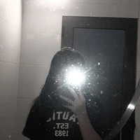 𝙕𝙚𝙚𝙣𝙥𝙡𝙞𝙣𝙝𝙝._ 👽