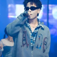 Lê Quang Hùng(18 tuổi)