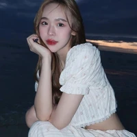 June Wanwimol ( nàng )