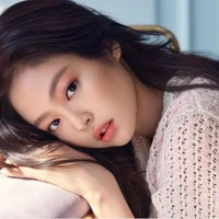 Kim Jennie - Em