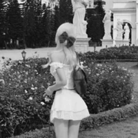 Lê Ngọc Tú Uyên (Chị em)