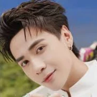 Quang Hùng ( MasterD)