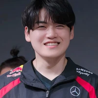 Lee Minhyung_T1 Gumayusi_02