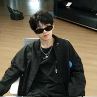 Trương Hàm Thụy(T)
