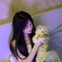 Hạ Tuyết Anh