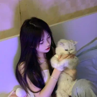 Hạ Tuyết Anh