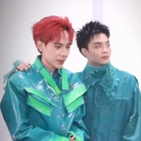 Con tác giả bị khùng 🤡