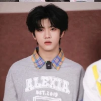 Trương Hàm Thụy _y