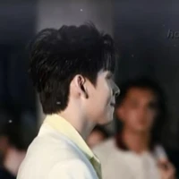 Huỳnh Hoàng Hùng -Hùng Huỳnh