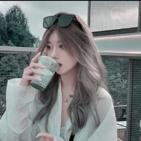 Hoàng Thùy Dương ( Cô )