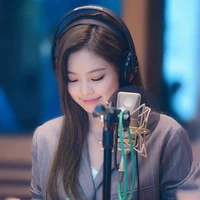 Kim Jennie (Chị)