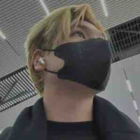 𝐕ũ 𝐓𝐫ườ𝐧𝐠 𝐆𝐢𝐚𝐧𝐠 •𝐆𝐢𝐥𝐥• - 𝟏𝟗𝟗𝟗
