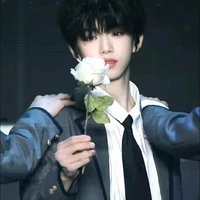 Trương Hàm Thụy_hắn