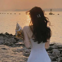 Mẹ của Rhy