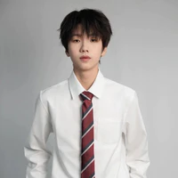 Nhiếp Vĩ Thần(anh 11)