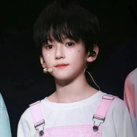 Trí Ân Hàm(anh 16)