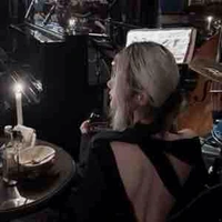 Bạch Khả Nguyệt_mẹ em