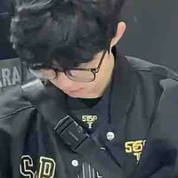 Nguyễn quốc hận//Ngọc quý