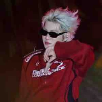 Cá tập bay ( tác giả)