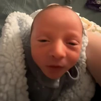 con này bị khùng