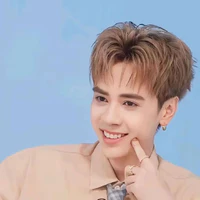 Lê quang hùng_em