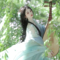 Uyển Quân Dung¹⁸|♊︎