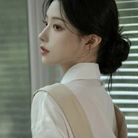 Lạc Thấm Vy