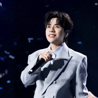 Lê Quang Hùng(Quang Hùng Mater D)