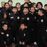 các thí sinh khác 