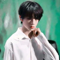 Vương Lỗ Kiệt_K