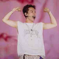 2 khang(bạn thân của M.Hiếu)