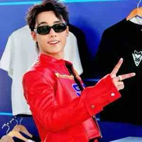 Hải Đăng doo(bạn thân từ lớp 1 của cap)