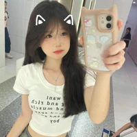 K.Hồng