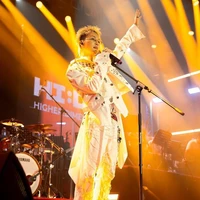 Mụ tác giả lười làm truyện