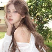 Lưu Ngọc Thanh Nguyệt × bông