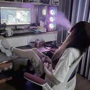 amie × Mai Hiền 